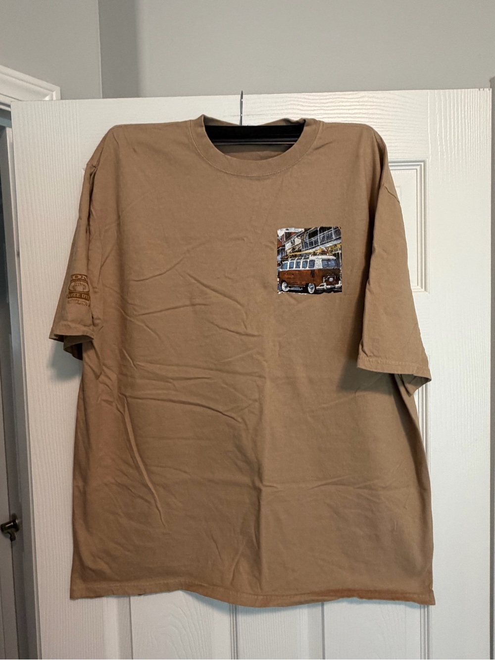 Crazy Shirts Lahaina Short-Sleeve Pocket Graphic Tee
